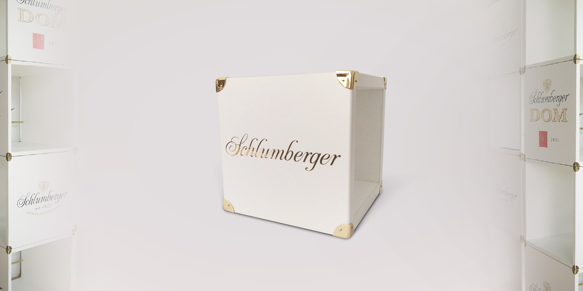 Schlumberger Mamont - Cube Display - Zweyloeven GmbH
